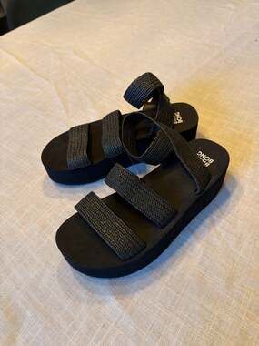 Billabong Women's Foreshore Platform Sandals Black